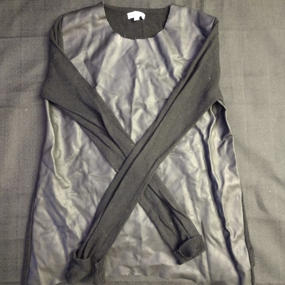 Mission Long-Sleeved Shirt - Size S